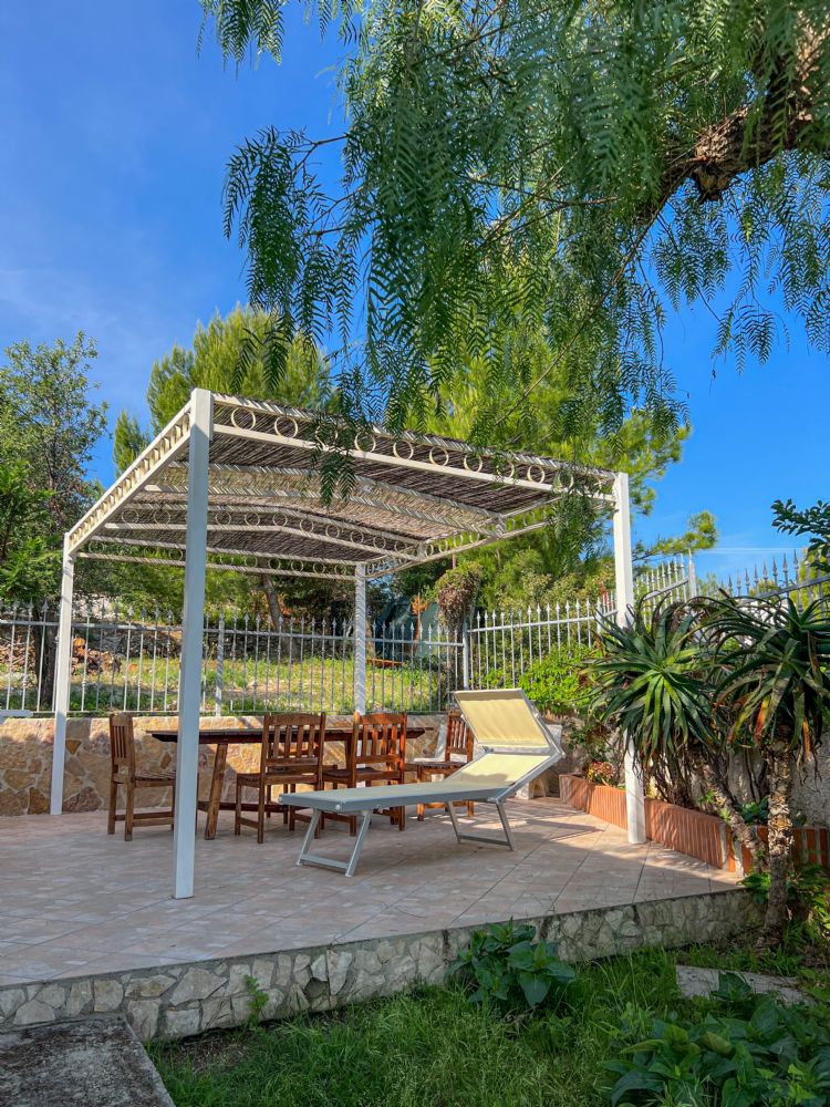 VERANDA